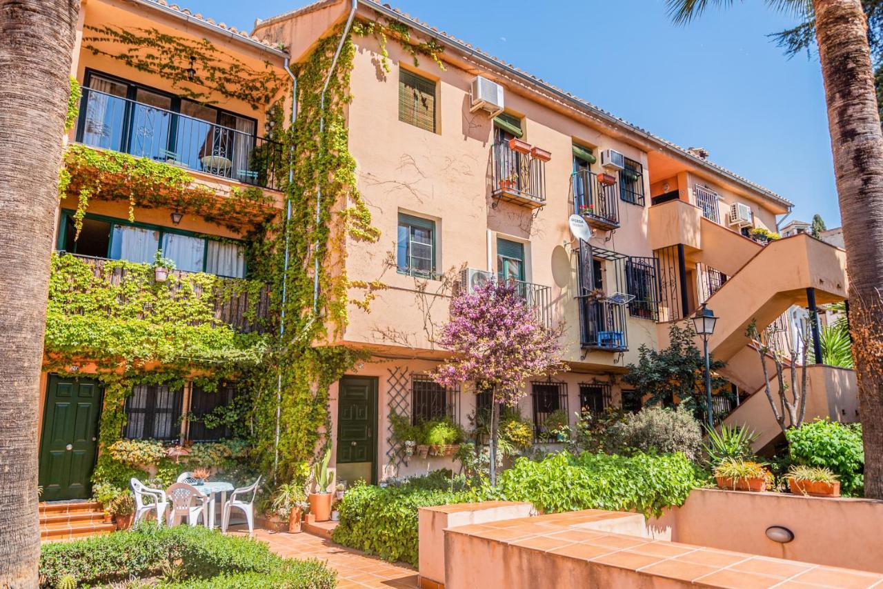Tuguest Alhacaba Apartment - Free Parking Granada Ngoại thất bức ảnh