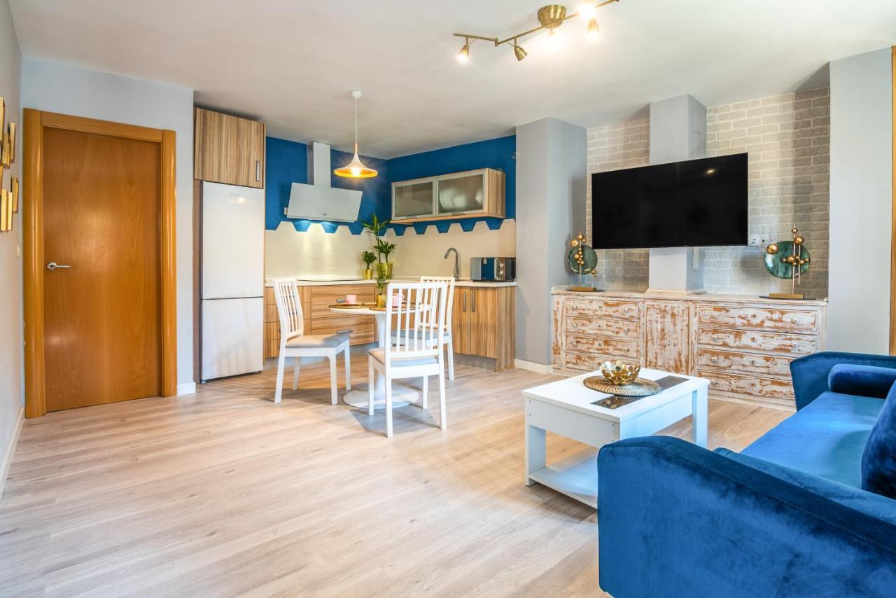 Tuguest Alhacaba Apartment - Free Parking Granada Ngoại thất bức ảnh