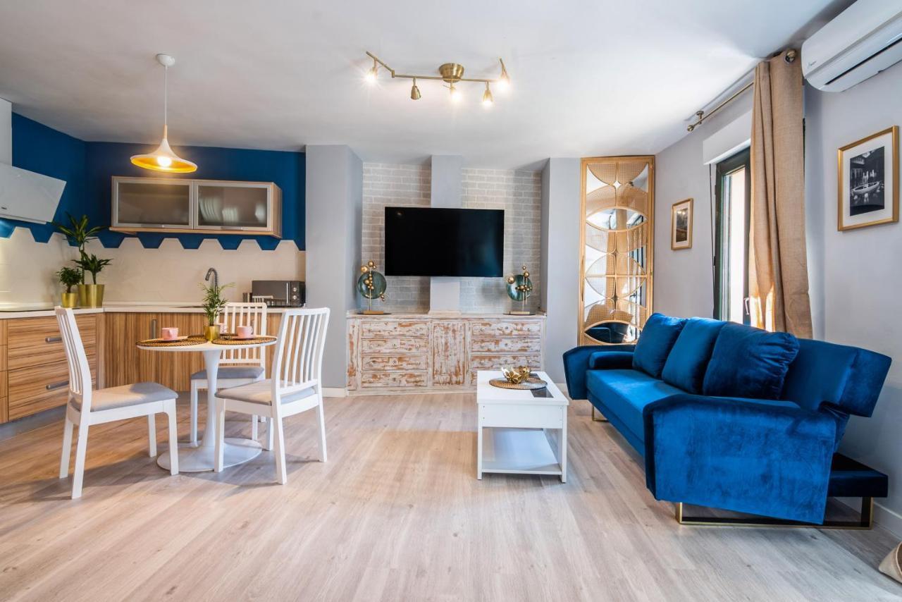 Tuguest Alhacaba Apartment - Free Parking Granada Ngoại thất bức ảnh